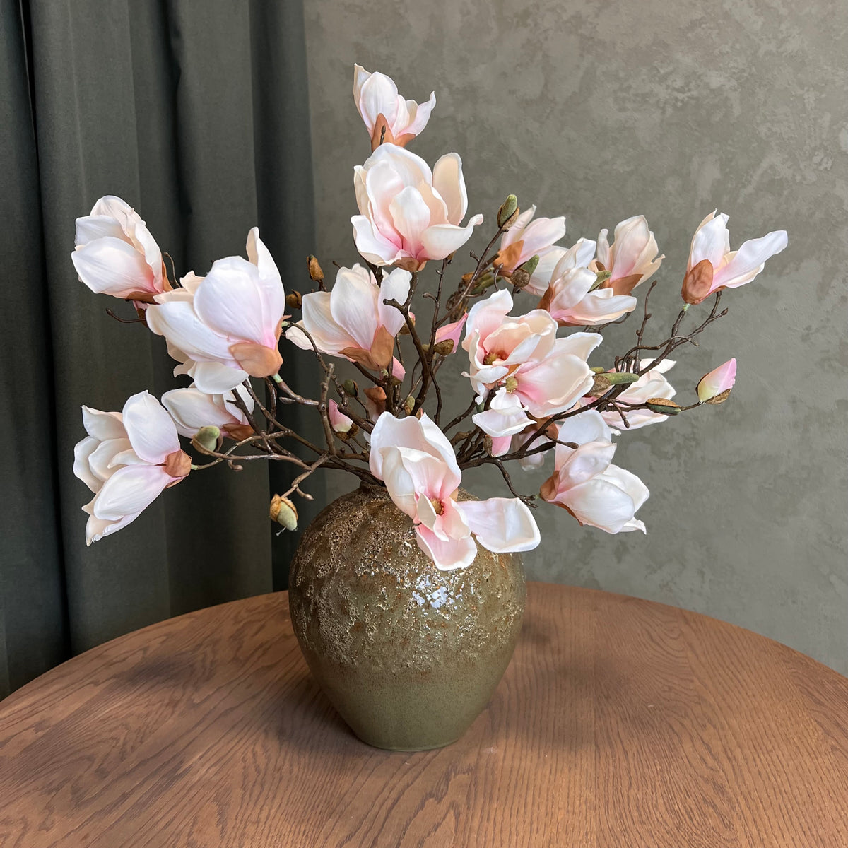 Nøgne Magnolia - Sart Rosa